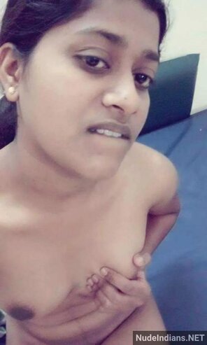 kerala-teen-xxx-pics-small-boobs-show-5