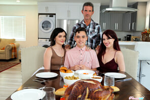 amateur pic did_you_get_your_stepsister_pregnant_on_thanksgiving_005