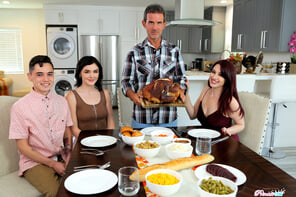 did_you_get_your_stepsister_pregnant_on_thanksgiving_008