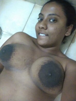 amateur pic Srilankan big boob teen girl
