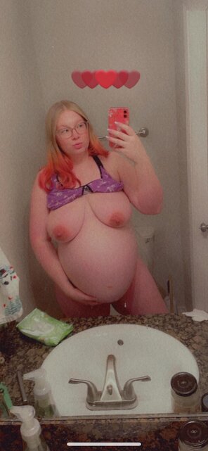 amateur pic 40-weeks-1-day-pregnant-i-hope-youre-having-a-good-night-v0-hnb42rjs7dd81