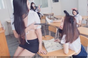 amateur pic 4 girls asian school09