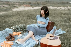 amateur pic Chunmomo-蠢沫沫-Guitar-Sister-9