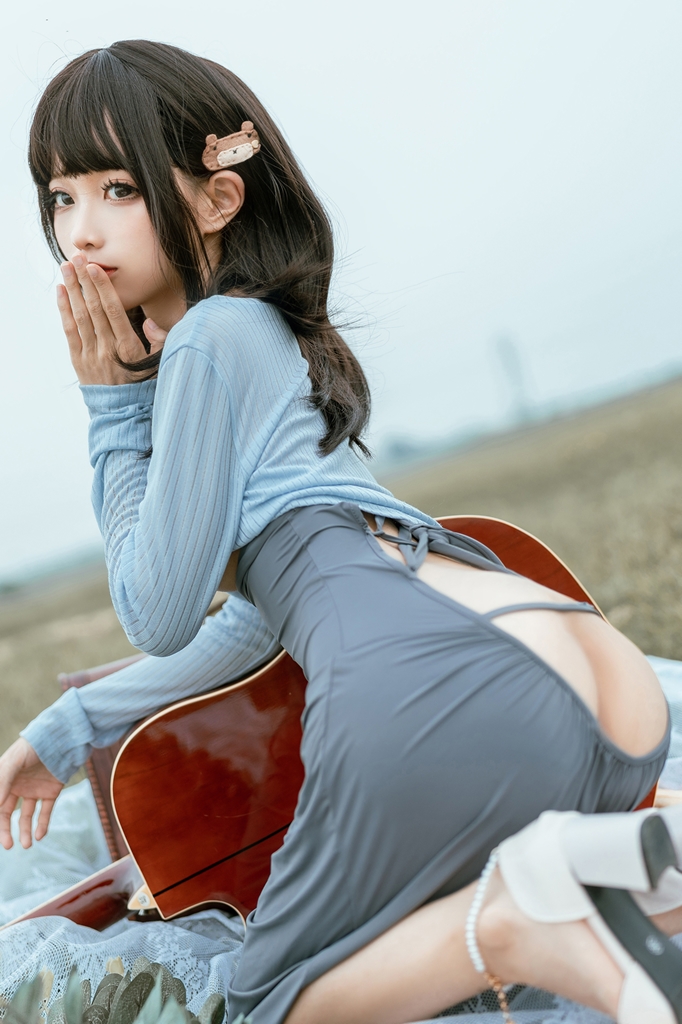 amateur photo Chunmomo-蠢沫沫-Guitar-Sister-29