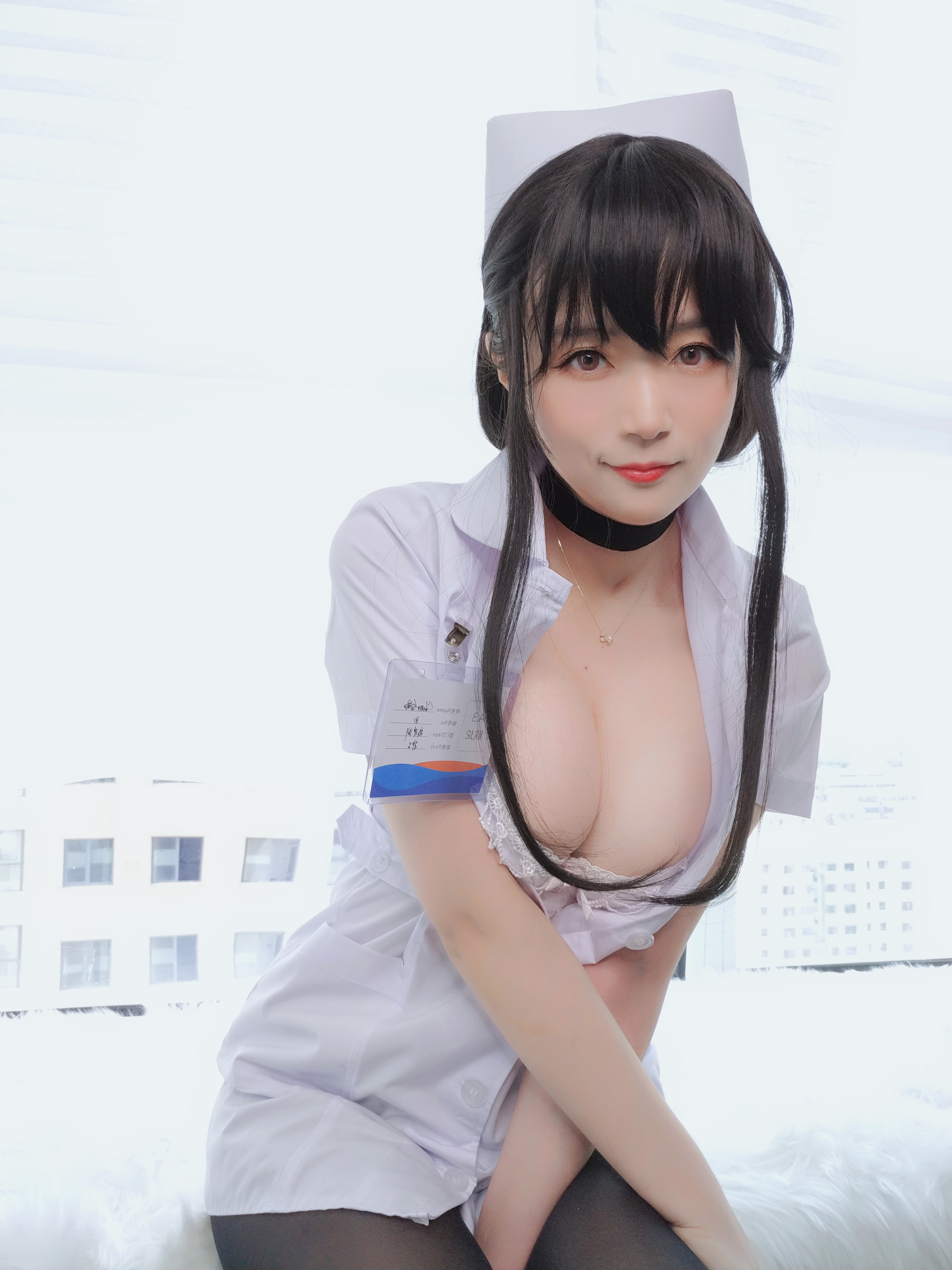 amateur photo Baiyin811 (白银81) - 长发小护士 (36)