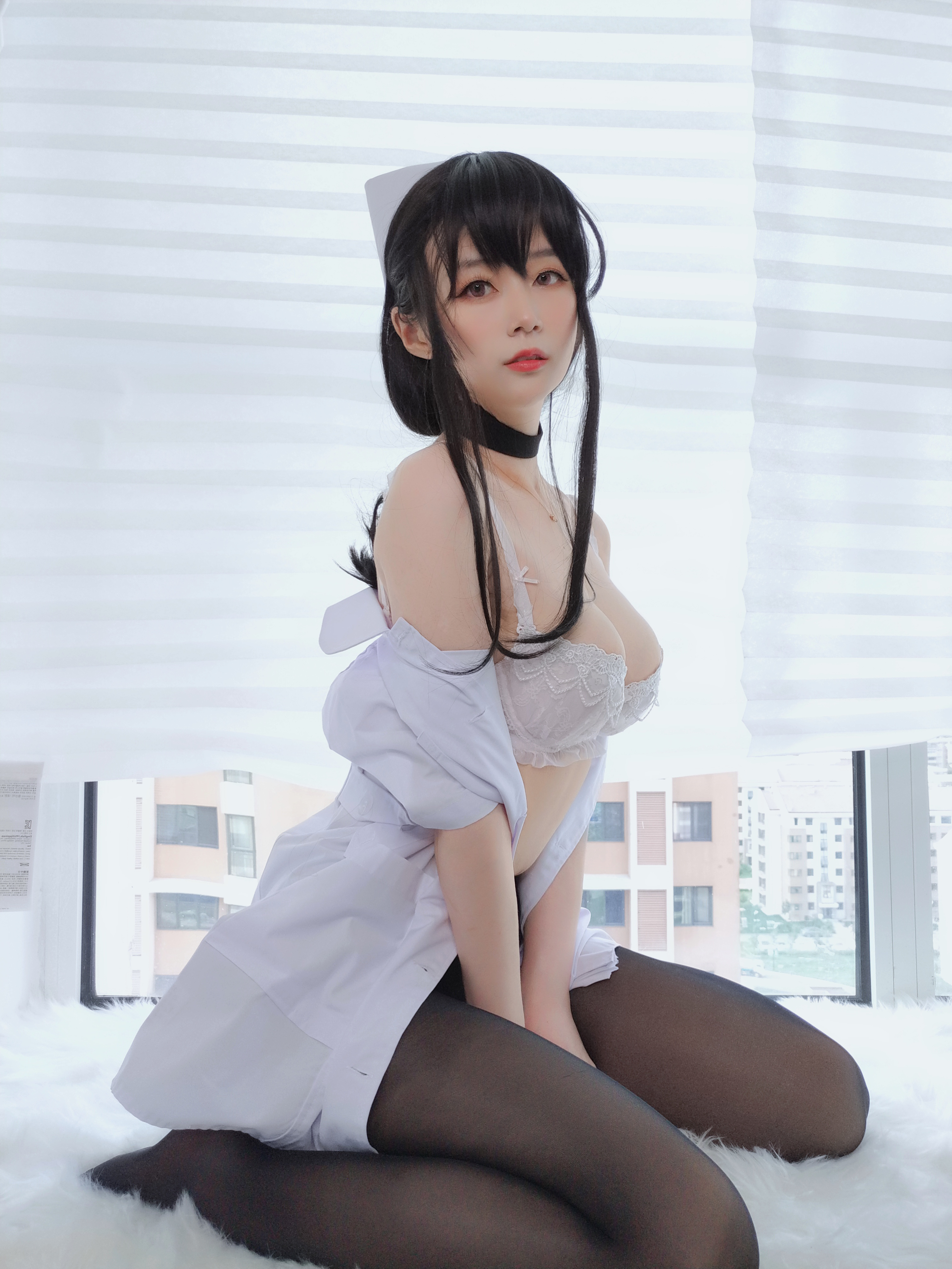 amateur photo Baiyin811 (白银81) - 长发小护士 (46)