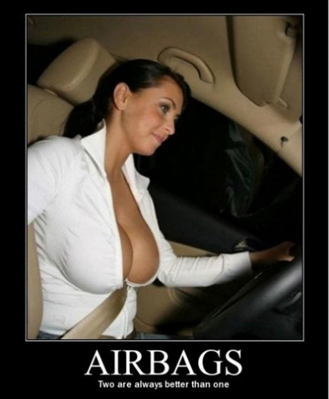 beginner describe Airbags+motorboat_7c9403_4393580