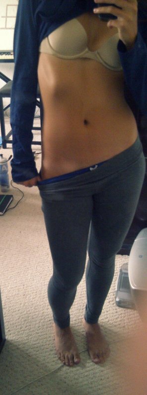 Yoga Pants Mirror Shot