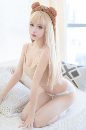 amateur pic Mixian Sama (过期米线线喵) - Vol.136 小熊软糖 (65)