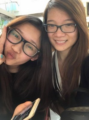 amateur photo Cute Asian Girls with Glasses