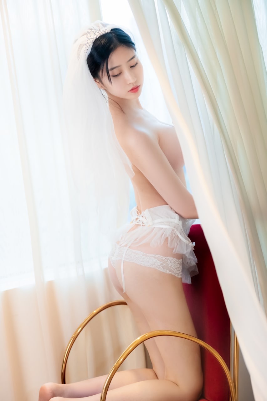 amateur photo 年年Nnian - 婚纱 (16)