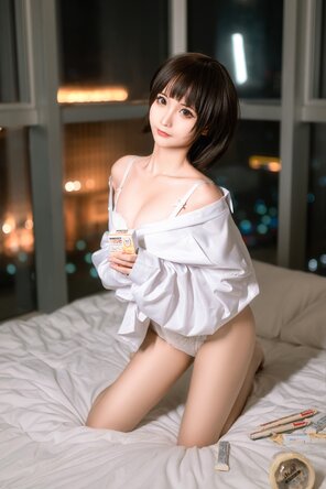 amateur pic Chunmomo (蠢沫沫) - 白衬衫 (21)