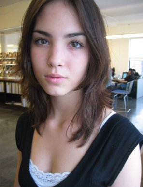 amateur pic PictureLibrary girl