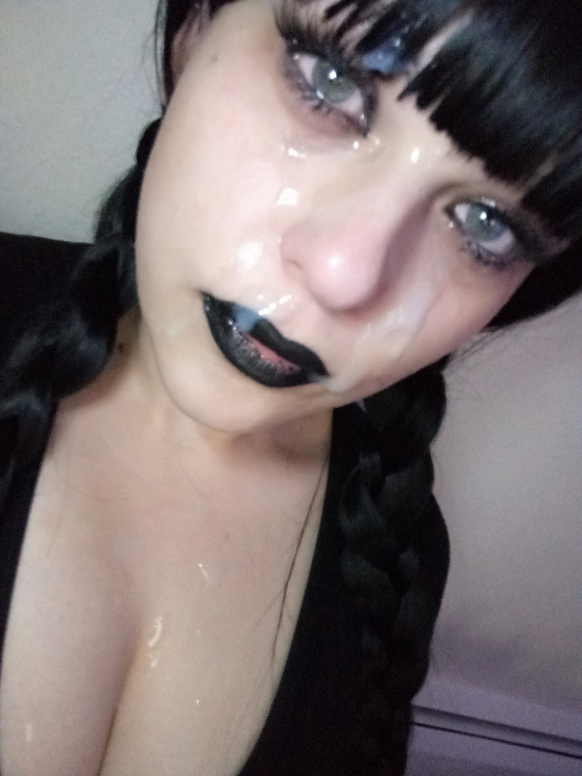 Goth cum