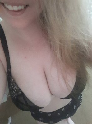 amateur photo Bra and Shorts kind of day ;)
