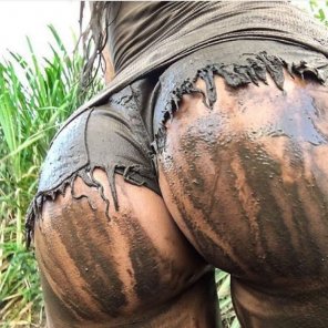 amateur pic Mud butt