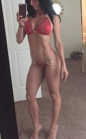 Red show bikini selfie