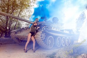 amateur pic SexyVenera Tank Fire-05