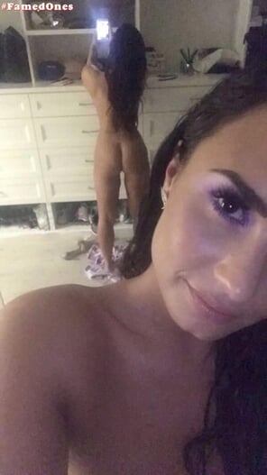 amateur pic Demi-Lovato-nude-leaked-pics-FamedOnes.com-013-07