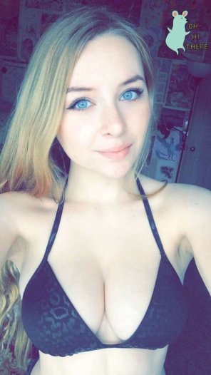 amateur pic Black Bra