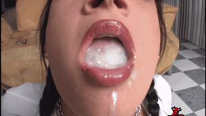 amateur pic tory lane shows how to swallow cum (1)