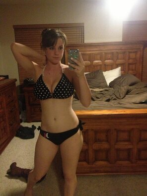 amateur pic Busty slut Katie Baker (33)