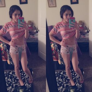 Petite latina