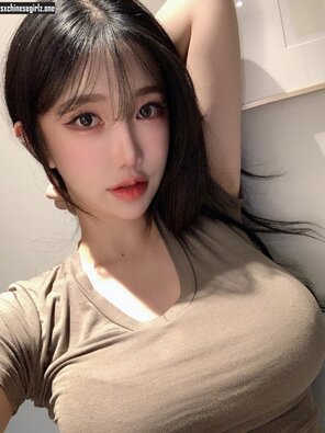 amateur pic Yunjin (Moon Night Snap)