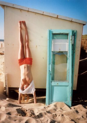 Handstand