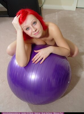 amateur pic normicawber - Lindsey Collection 3 - 0162 - exerciseball056