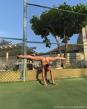 amateur pic Mel Yoga Goddess OnlyFans 892