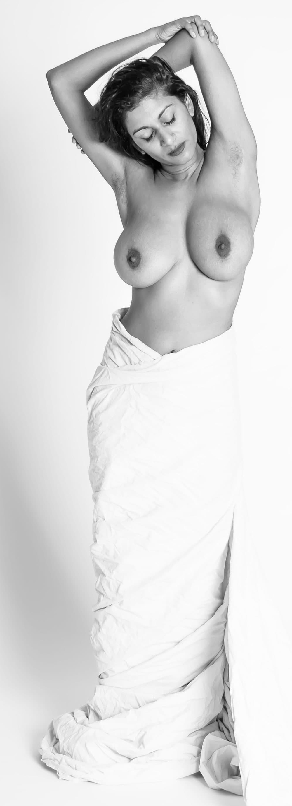 Carla White Dakini (Sabine), INDIAN erotic mannequin - 10 pics.