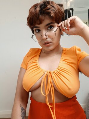 amateur photo Oh Jinkies, my top is too small! [OC]