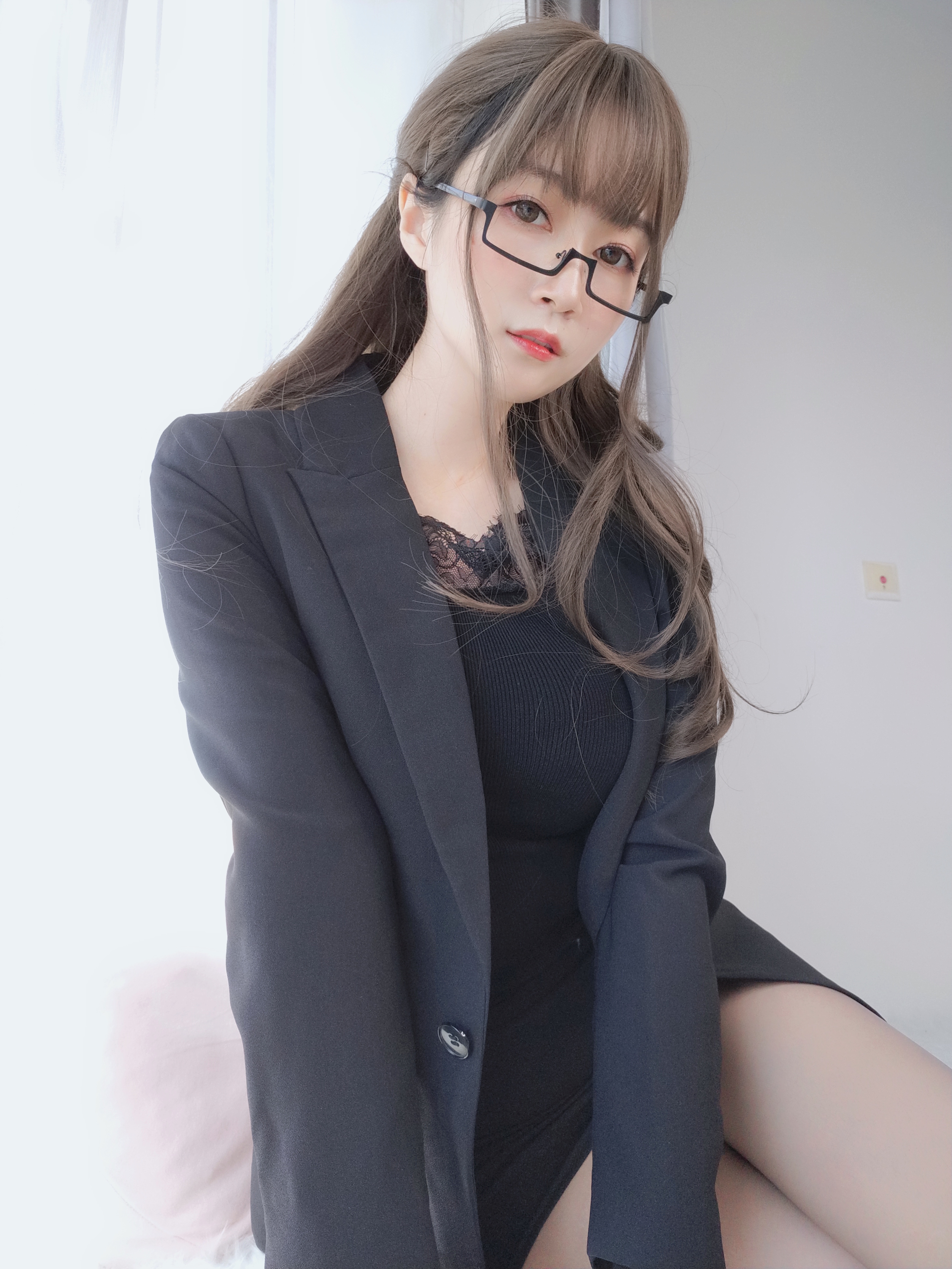 amateur photo Baiyin811 (白银81) - 黑西服 (20)