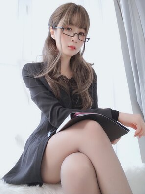 amateur pic Baiyin811 (白银81) - 黑西服 (33)