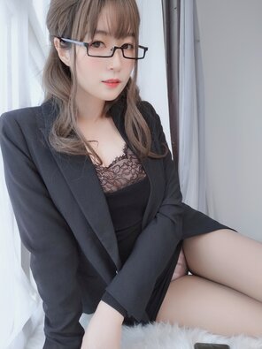 amateur pic Baiyin811 (白银81) - 黑西服 (105)