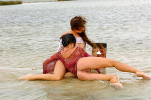 amateur pic Stunning_Aglaia---Hanging-Out-on-the-Beach_Aglaia-X--Sophronia-Q_medium_0068