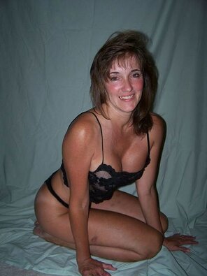 amateur pic MATURE-1- (4)