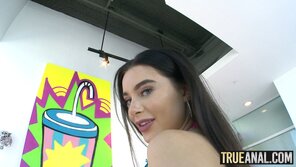 amateur pic tra0094_lanarhoades_1064