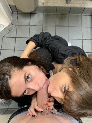 amateur pic Riley Reid OnlyFans 1127