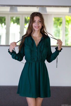 MetArt_Green-Dress_Mila-Azul_high_0016