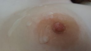 My glazed nipple [F]
