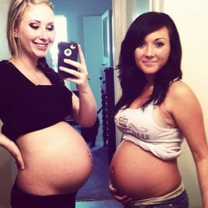 amateur pic Pregnant friends
