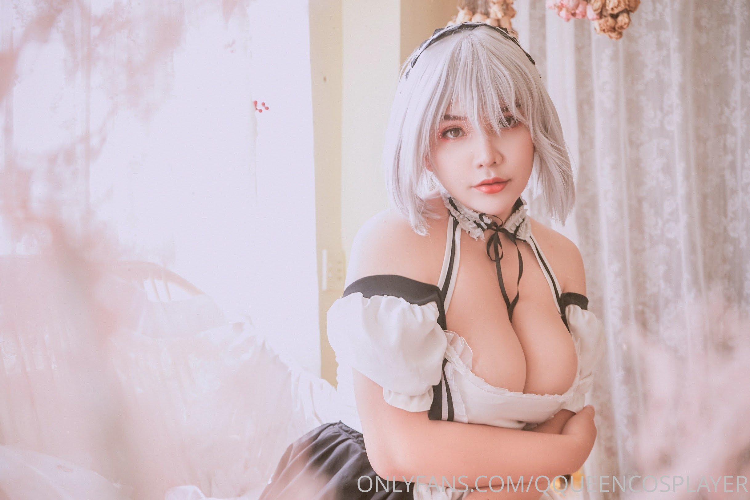 amateur characterize Queenie Chuppy - Sirius (Azur Lane) (1)