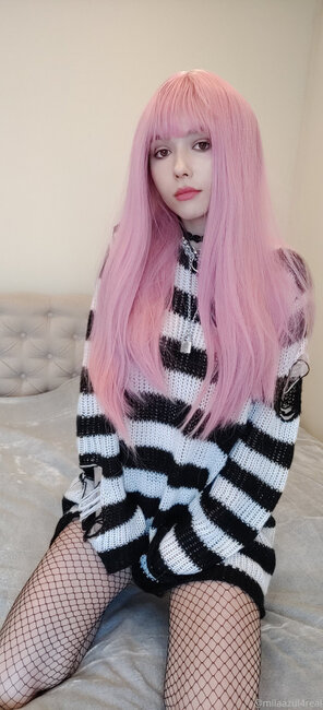 amateur pic Mila Azul - Onlyfans Pink Wig