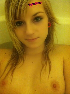 amateur photo Nude Amateur Pics - American Snapchat Teen071