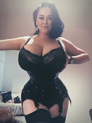 Curves in a corset