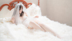 amateur pic Nekokoyoshi (爆机少女喵小吉) - White Flower Wedding (13)