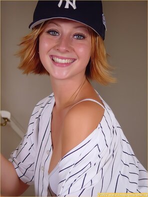 amateur pic enlarge-2Stroke2 - Lindsey Marshal - Baseball - 0013 - lindsey-marshal-baseball-20-enlarge