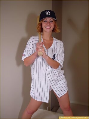 amateur pic enlarge-2Stroke2 - Lindsey Marshal - Baseball - 0040 - lindsey-marshal-baseball-9-enlarge